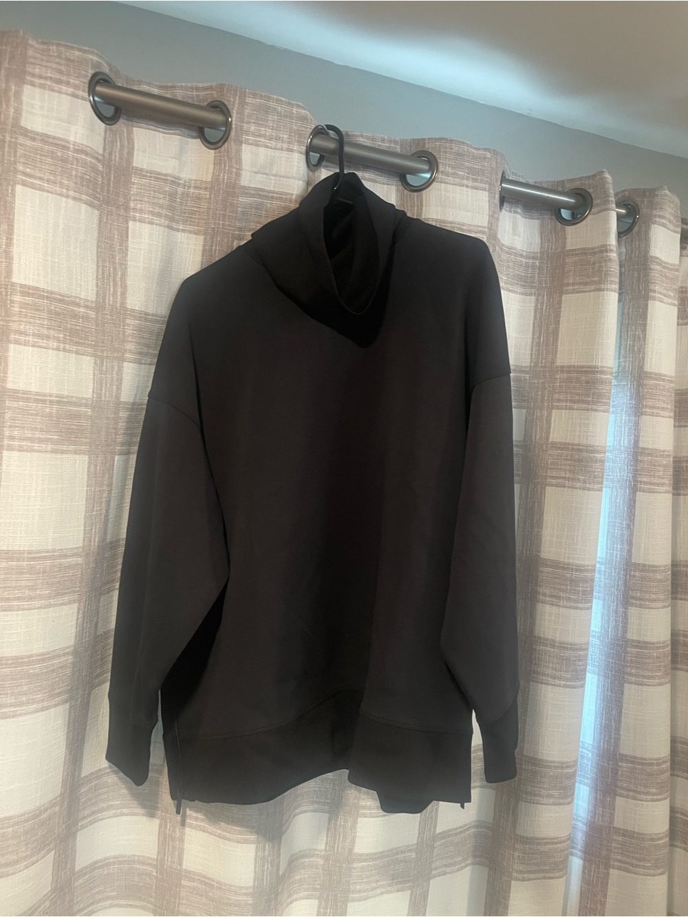 all in motion Black Funnel Neck Women's Sweatshirt - Picture 2 of 3